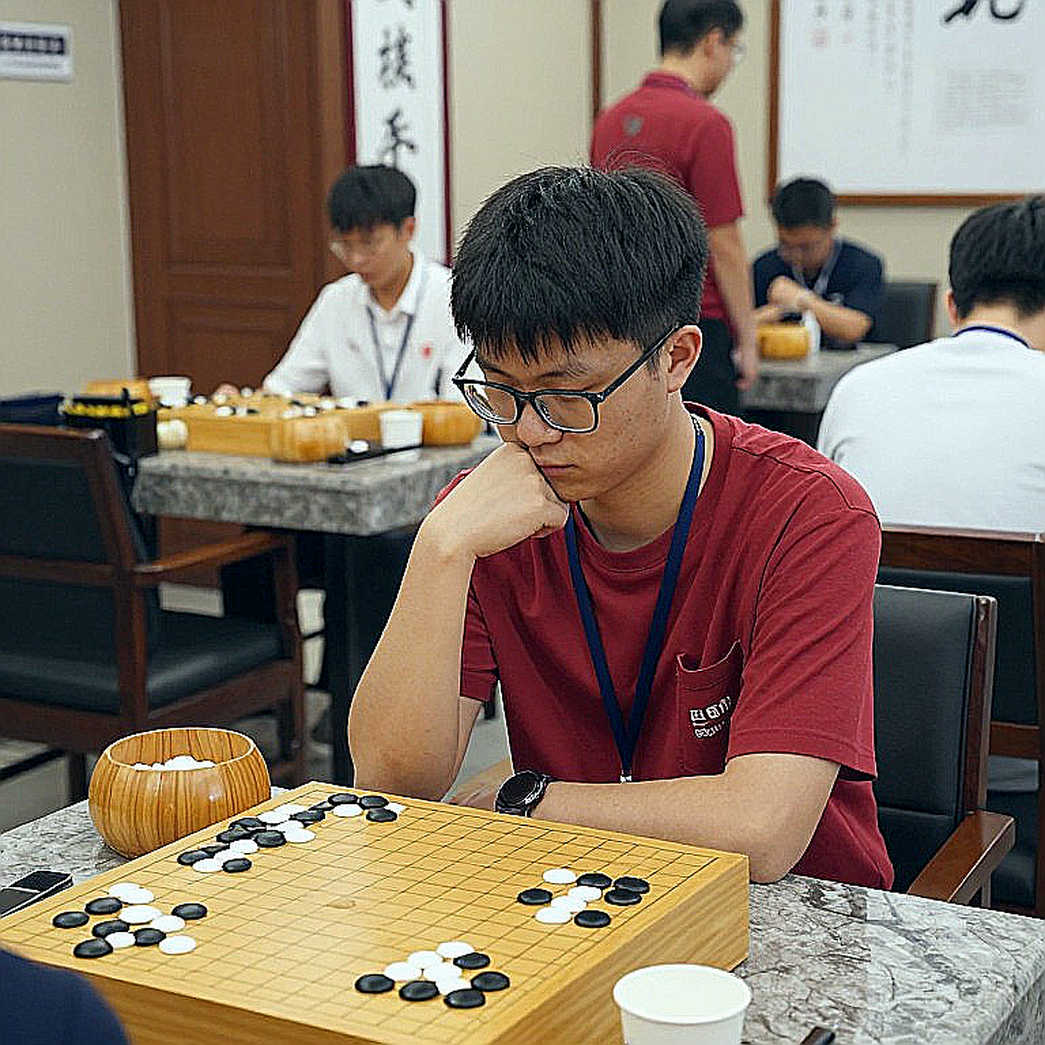 ChessBase Magazine #225: हेडलाइन यूरोपियन क्लब कप का, पन्ने प्राग के — एक ऐसा रिकॉर्ड जिसमें स्कोरशीट नहीं है